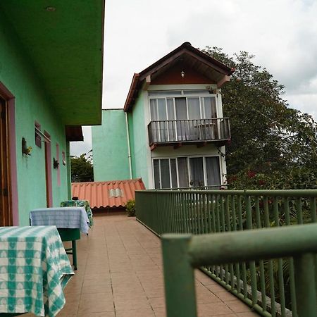 Bed and Breakfast Casa Chapina Francesa San Lorenzo El Tejar Exterior foto