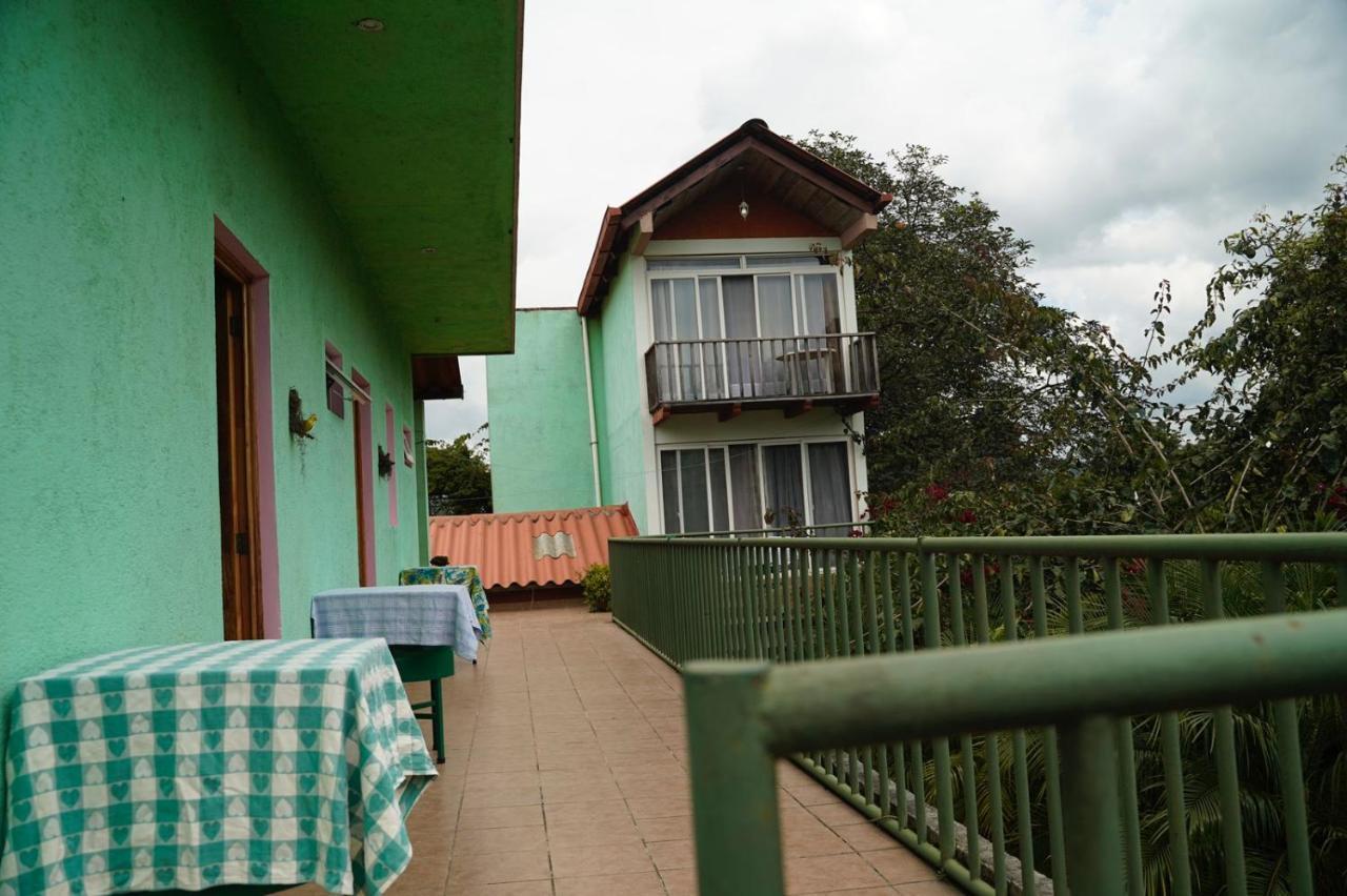 Bed and Breakfast Casa Chapina Francesa San Lorenzo El Tejar Exterior foto