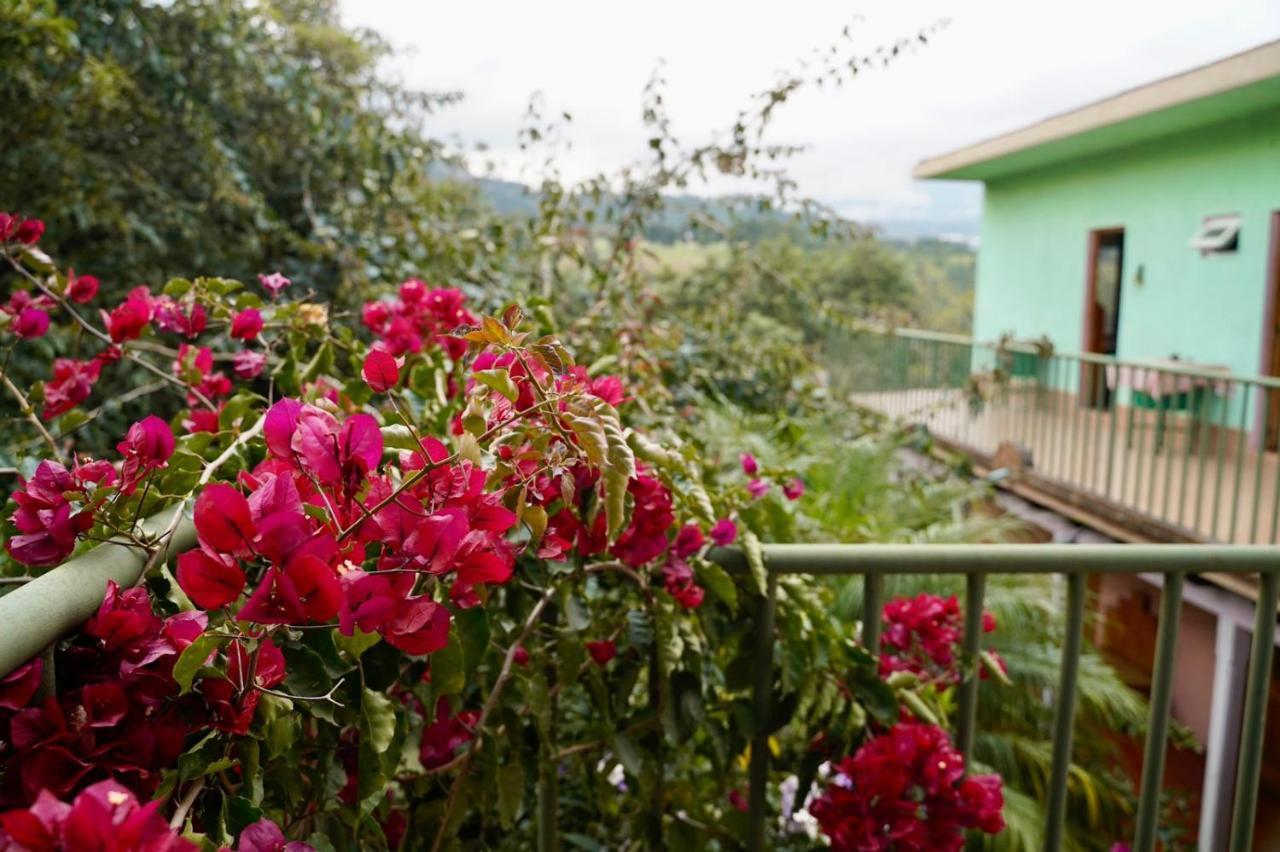 Bed and Breakfast Casa Chapina Francesa San Lorenzo El Tejar Exterior foto